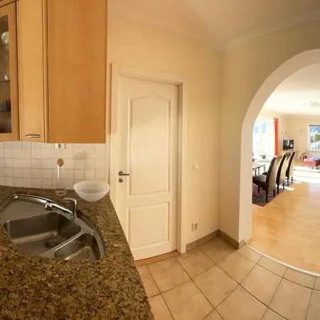 アパート Ossiacher